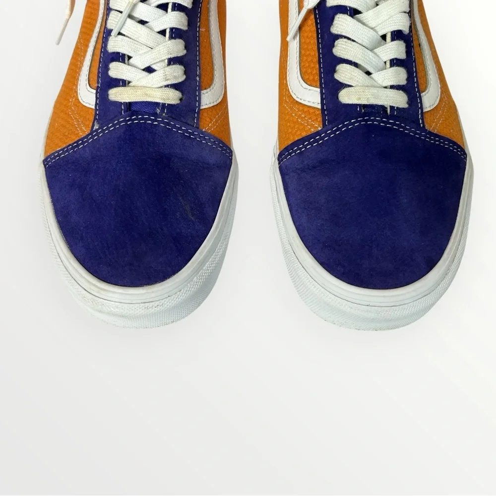 Vans please see